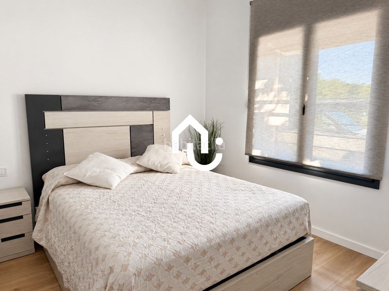 Foto d95737d8-3b46-4f6e-9163-151fda1bd240. Casa adossada amb aparcament a Roc Blanc Terrassa