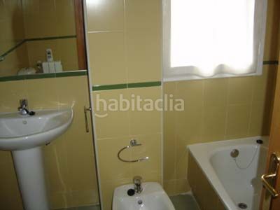 Foto f37f5aca-15f0-46f9-8f30-08b7c9539af9. Rent flat with heating parking pool in Sector B Boadilla del Monte