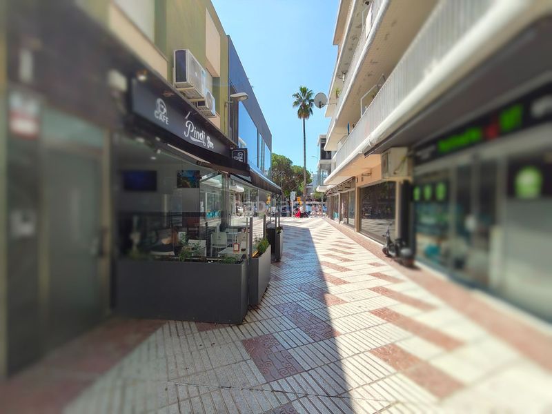 Foto f46dc37d-71ff-479b-bf47-15557dd87af7. Local comercial en Centre-Platja Platja d´Aro