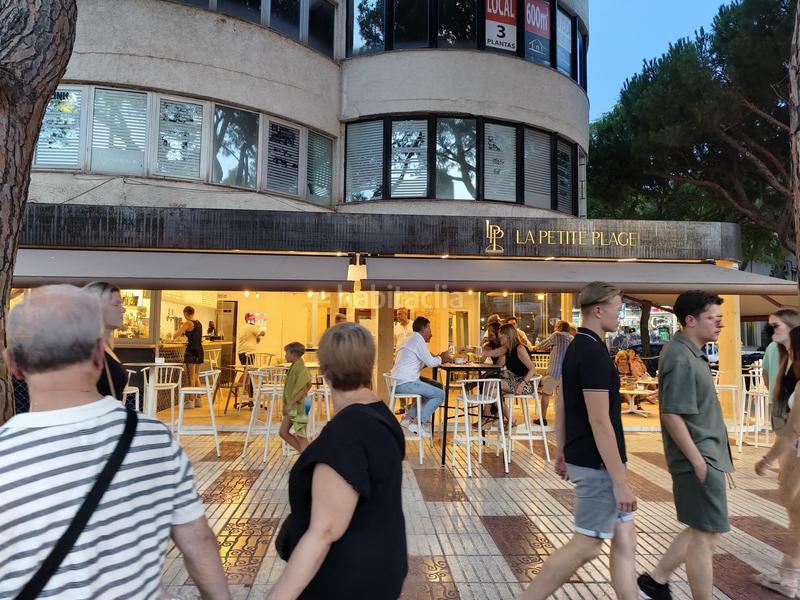 Foto bf4f0ee0-2c7e-4603-8058-3e5facec8238. Alquiler local comercial en s&#39;agaro 93 barrestaurante en pleno centro de platja daro en Platja d´Aro