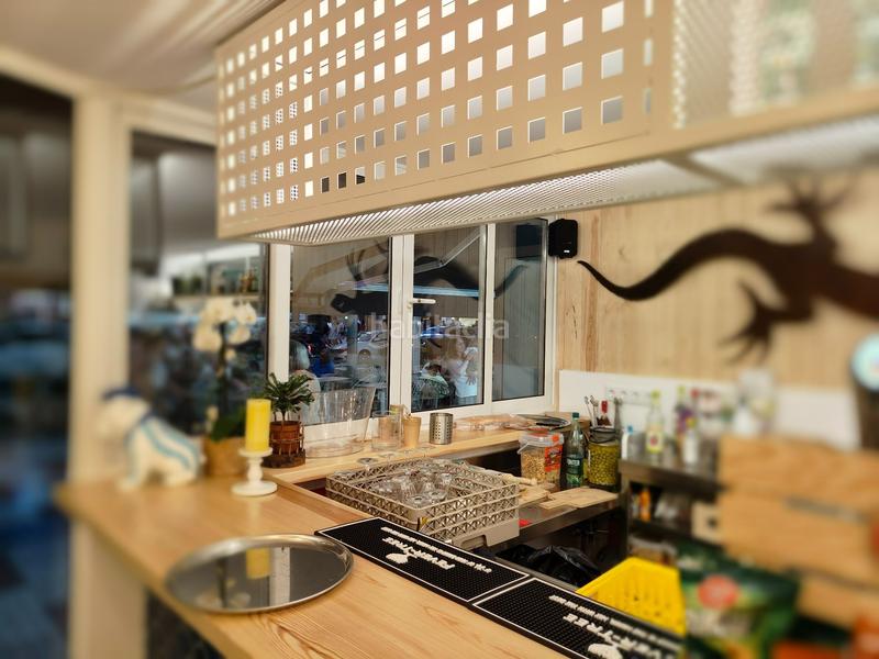 Foto fbbeabfc-cc59-40f9-b22b-1b6a47bb3fae. Alquiler local comercial en s&#39;agaro 93 barrestaurante en pleno centro de platja daro en Platja d´Aro