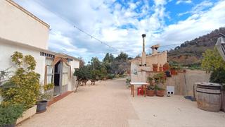 Finca rústica a Benissa Pueblo. Finca rústica con gran potencial y amplio terreno