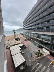 Apartament  Balandros. Amplio apartamento en 1 línea de playa en calpe!