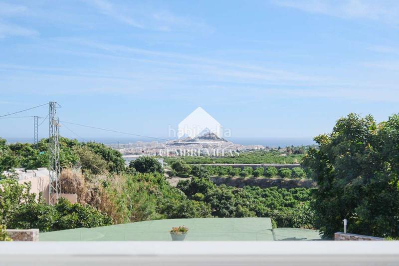 Foto 3c34611f-1344-43db-aed5-2e7dce704efd. Mas avec parking dans Centro Salobreña