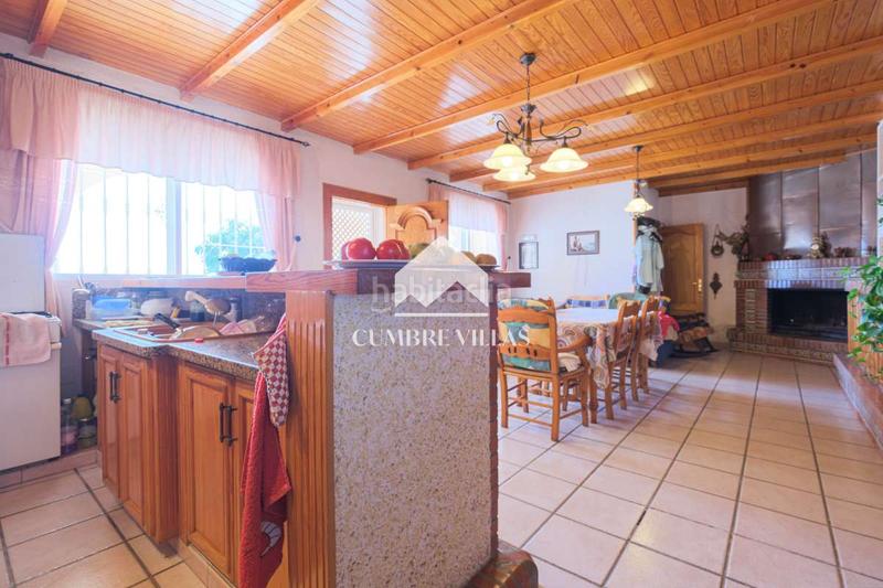 Foto e9bf020f-4961-4d2b-8686-3bd923332637. Masía en Centro Salobreña