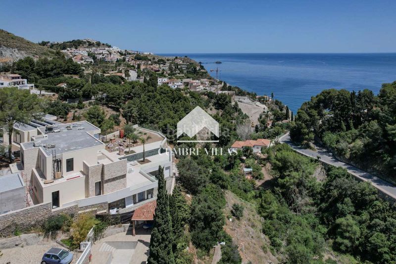 Foto e39e2f52-61f1-459d-adeb-df3c4cb011ed. Maison avec parking dans Cotobro Almuñécar