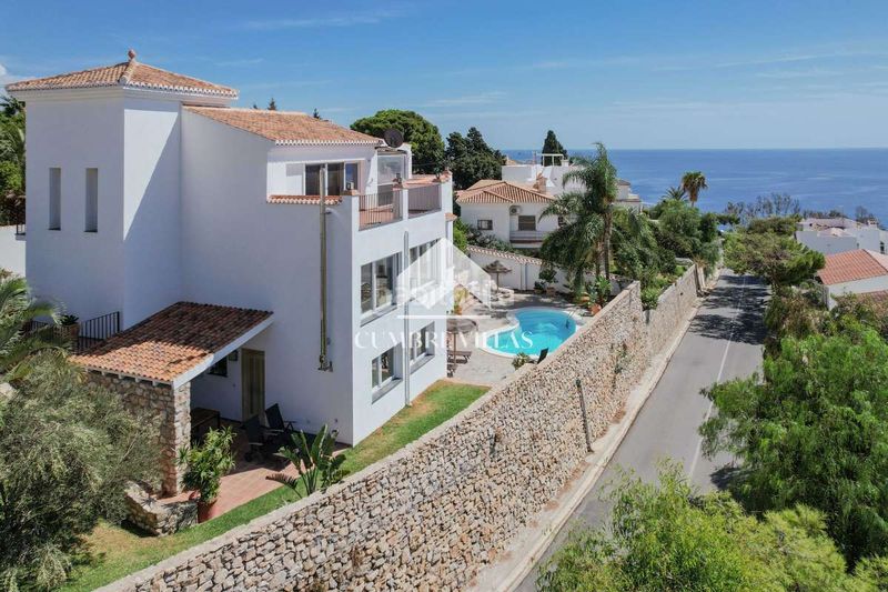 Foto 3fcec34f-027f-4878-96ff-cc13c134198a. Casa amb piscina a Monte los Almendros - El Pargo - Costa Aguilera Salobreña