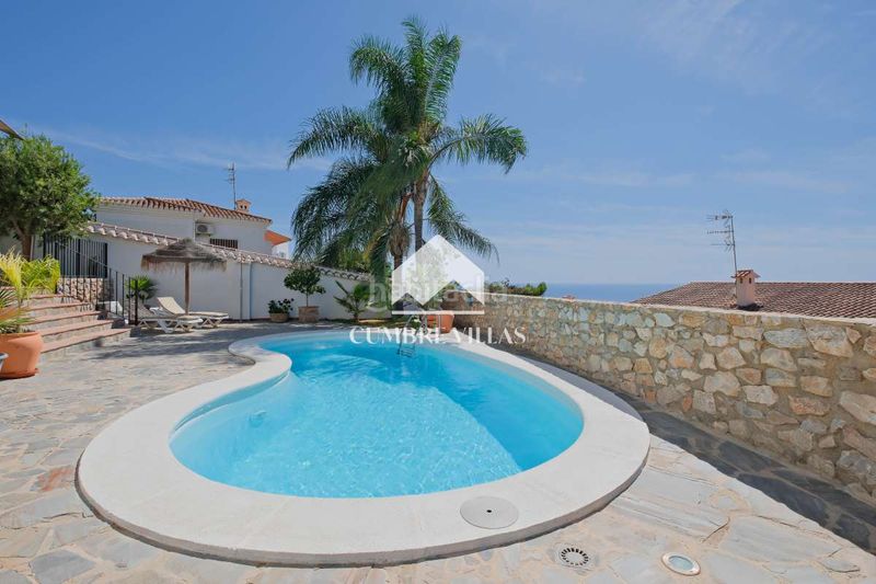 Foto e2407fd3-e8c6-46e8-9d51-f8e3d3fca176. Casa amb piscina a Monte los Almendros - El Pargo - Costa Aguilera Salobreña