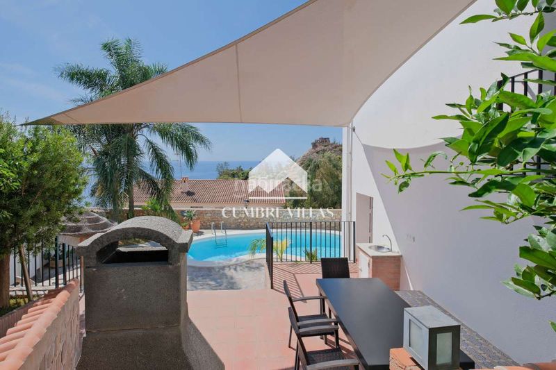 Foto e4933169-6a86-483b-bd5a-577b583f0f95. Casa amb piscina a Monte los Almendros - El Pargo - Costa Aguilera Salobreña