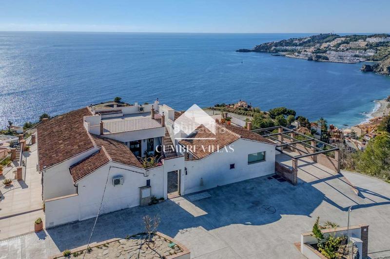 Foto 4323054a-64db-46db-b057-0a707181f520. Haus mit parking in Cotobro Almuñécar