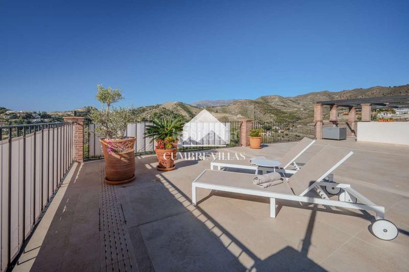 Foto 95a06d98-3474-44e3-8597-592be1c05635. Haus mit parking in Cotobro Almuñécar