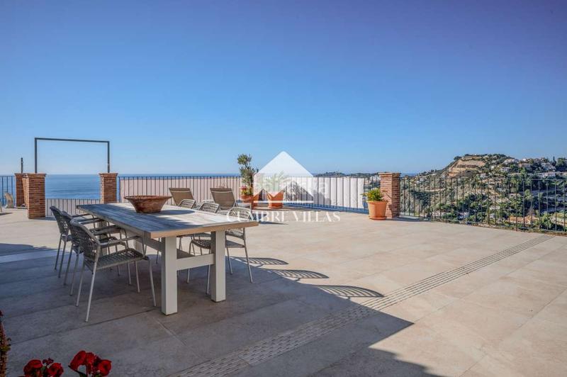 Foto e7ffdb83-3b9e-4996-96f4-ce4f19445f34. Haus mit parking in Cotobro Almuñécar