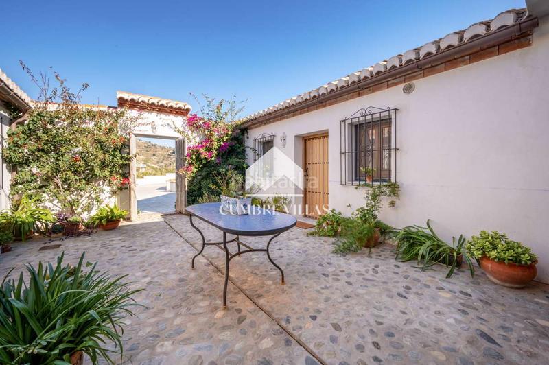 Foto 038c0d4e-2822-463e-98b6-967a4166affc. Maison avec parking dans Cotobro Almuñécar