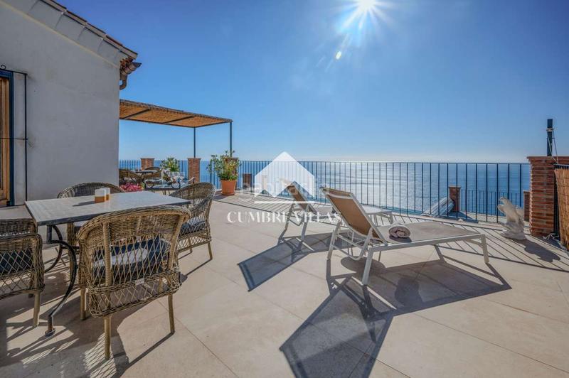 Foto e2fed573-d1e3-40a1-af56-b8b5476d9e26. Maison avec parking dans Cotobro Almuñécar