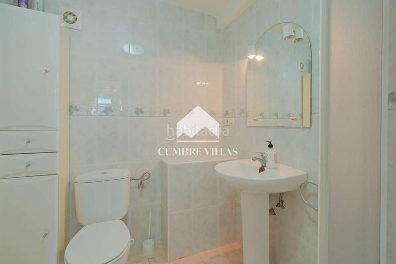 Foto 2d960b01-d16f-4425-865d-e3ac1b4a6d23. Casa amb piscina a Las Palomas Almuñécar