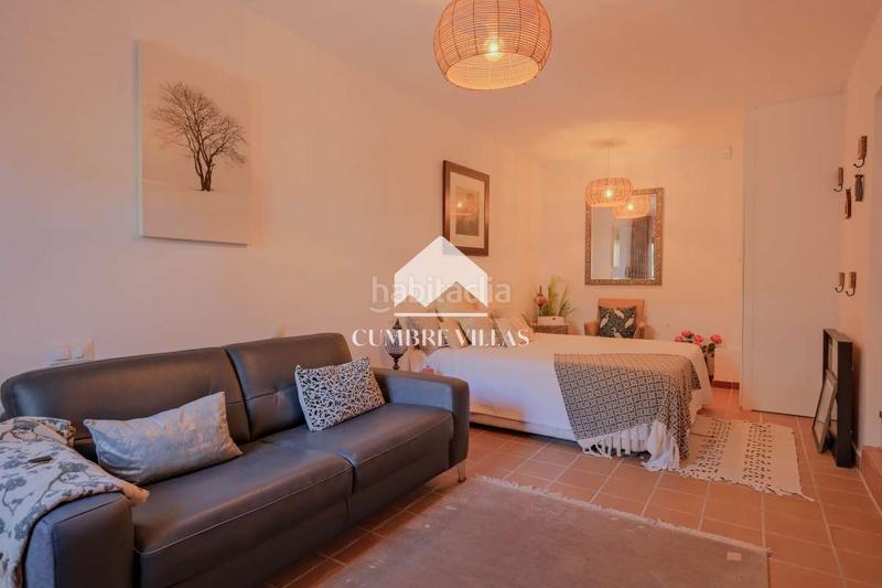 Foto 4c6a31bd-84fc-4e70-9f4f-7b284a683d8d. Casa en Las Palomas Almuñécar