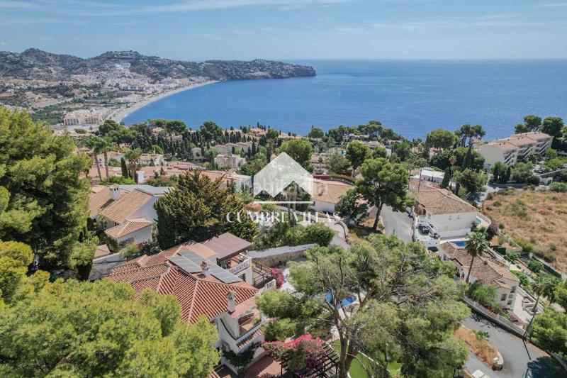 Foto 5a6c9bc3-6e0a-4c39-b5f5-f910384feb3b. Maison avec parking dans Las Palomas Almuñécar