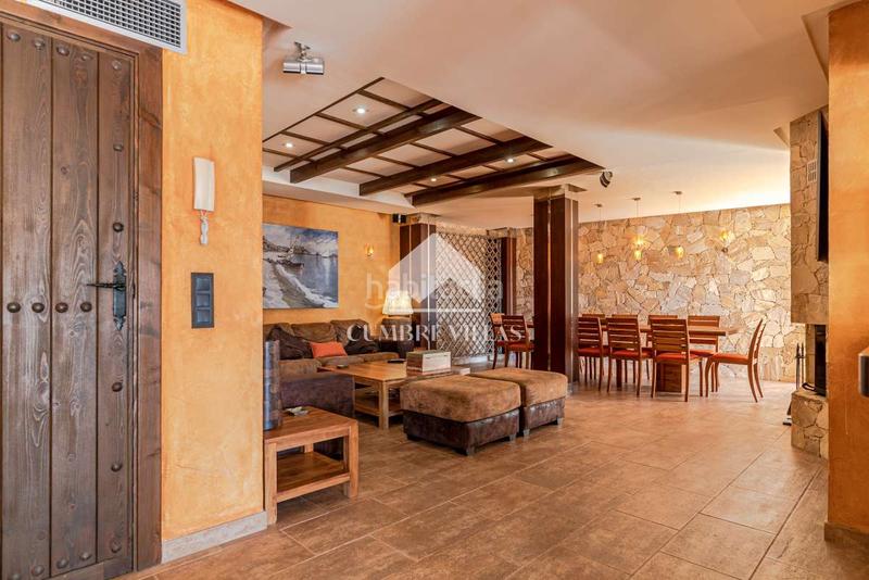 Foto ea477968-e3db-4d3d-bf97-94b93475d6d0. Casa amb aparcament piscina a Velilla - Velilla Taramay Almuñécar