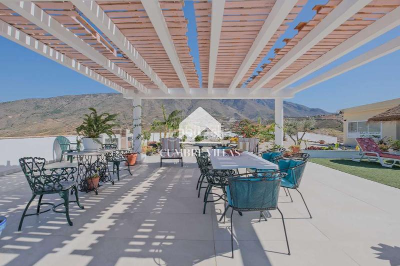 Foto 1044f31e-33d2-42b4-82bd-6e851cabdbe5. Masia a Vélez de Benaudalla