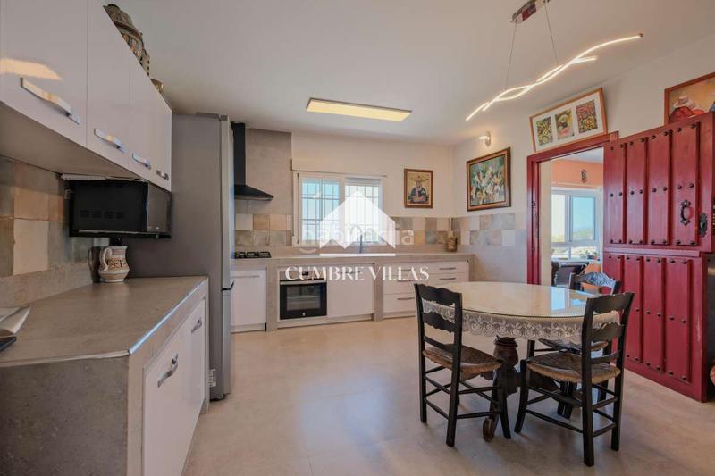 Foto 1c111454-2366-4860-b7e9-aa6069c39e41. Masia a Vélez de Benaudalla