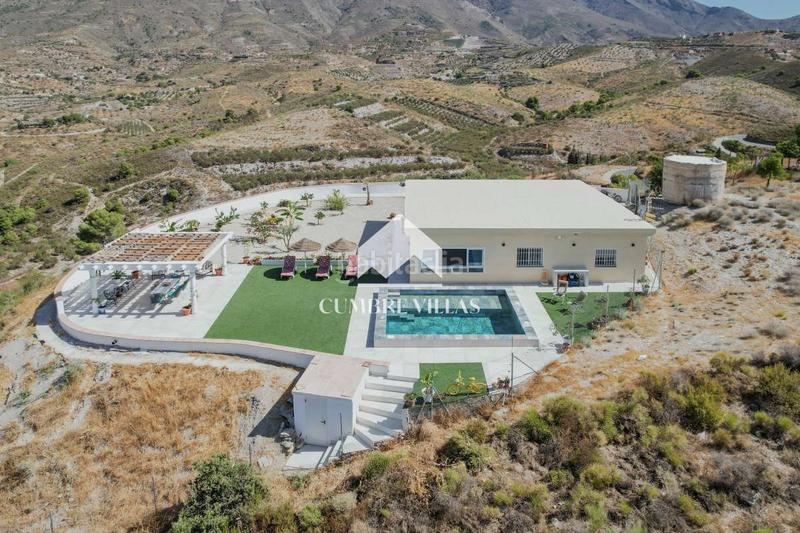 Foto 1d1890b0-ee99-4098-8f9c-202b11353959. Masia a Vélez de Benaudalla