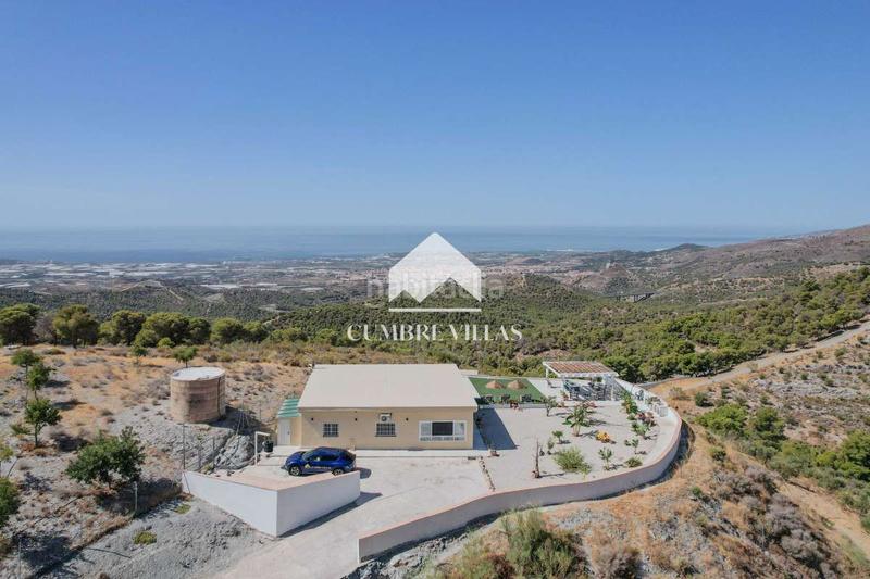 Foto 24461df5-a323-423b-b0c0-855dcd40aa15. Masia a Vélez de Benaudalla