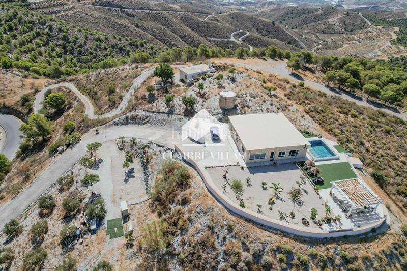 Foto 2a1ac6f7-0963-42ba-b031-91fbc59cb2df. Masia a Vélez de Benaudalla