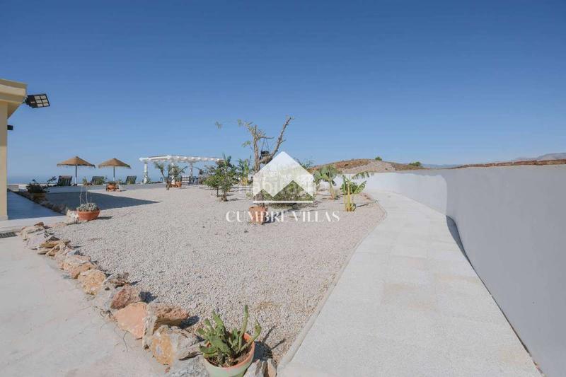 Foto 49cea22b-d5b0-47b1-be02-c1b16498083b. Masia a Vélez de Benaudalla