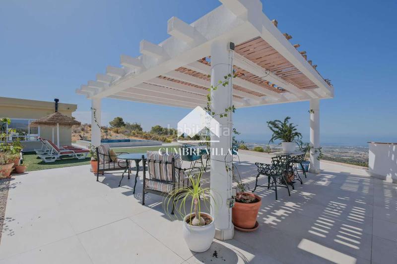 Foto d06d76e2-54ce-4d46-8454-92d08b733e3c. Masia a Vélez de Benaudalla