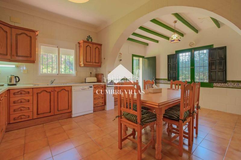 Foto 6cb02263-fb26-4256-86ee-ff277fb73186. Haus mit parking in Chaparil - Torrecilla - Punta Lara Nerja