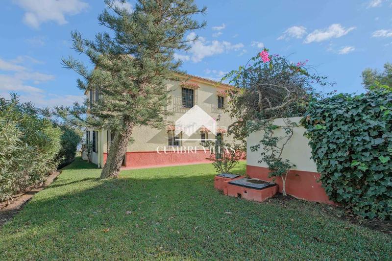 Foto 81bc2c19-1309-468a-acd8-198664b1e44a. Haus mit parking in Chaparil - Torrecilla - Punta Lara Nerja