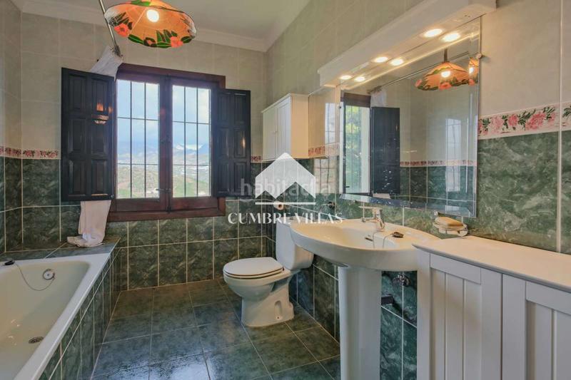 Foto e58c538c-353b-43d6-a749-876d4231030e. Haus mit parking in Chaparil - Torrecilla - Punta Lara Nerja