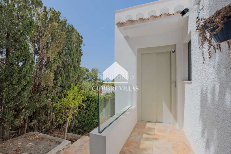 Foto f478e552-ae83-4b53-9031-945bc5145636. Maison avec parking dans Cotobro Almuñécar