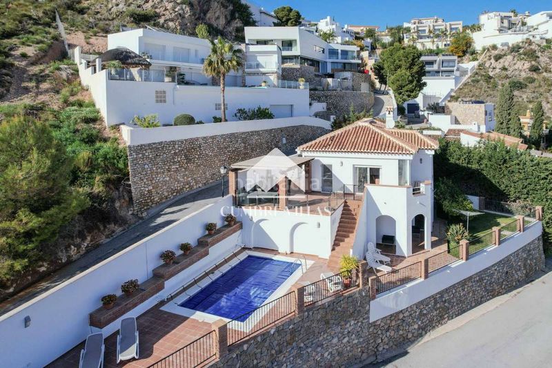 Foto f3373f40-8ea3-45dc-956d-a1120b2d55a9. Maison avec piscine dans Monte los Almendros - El Pargo - Costa Aguilera Salobreña