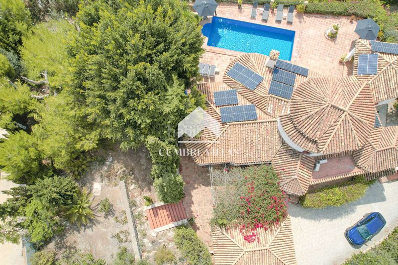 Foto 80e56a6d-9b49-466c-b0e7-1f302e63ee3e. Casa amb aparcament piscina a Monte los Almendros - El Pargo - Costa Aguilera Salobreña