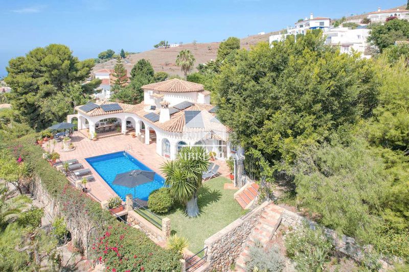 Foto a019d631-d892-4a26-a688-2ddc5600f4c6. Casa amb aparcament piscina a Monte los Almendros - El Pargo - Costa Aguilera Salobreña