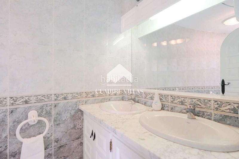 Foto a783705a-84f9-4ff4-94b5-3679830d9fe8. Casa amb aparcament piscina a Monte los Almendros - El Pargo - Costa Aguilera Salobreña
