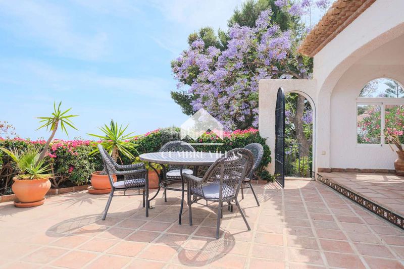 Foto bcc99f8d-fa40-48fd-8d30-7f60aebbf085. Casa amb aparcament piscina a Monte los Almendros - El Pargo - Costa Aguilera Salobreña