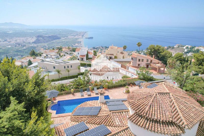 Foto c440ebae-434a-48b8-8603-c1741e444d53. Casa amb aparcament piscina a Monte los Almendros - El Pargo - Costa Aguilera Salobreña