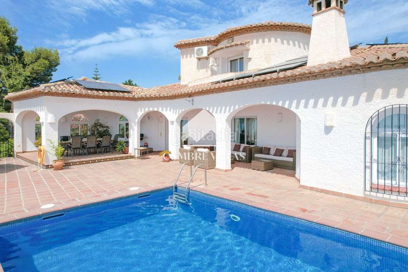 Foto d33402f6-8edf-4034-8a88-41a8a9f7c2e3. Casa amb aparcament piscina a Monte los Almendros - El Pargo - Costa Aguilera Salobreña