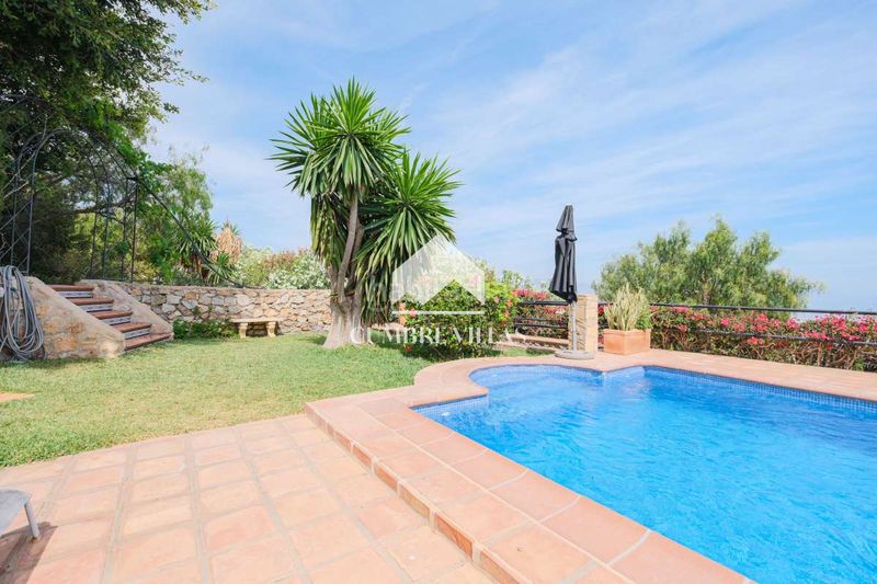 Foto fbacd82e-a62b-47bb-99fb-e121c964bd8d. Casa amb aparcament piscina a Monte los Almendros - El Pargo - Costa Aguilera Salobreña