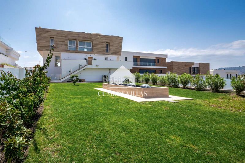 Foto 447da947-9c76-4219-8ca7-f316d30bde4d. Maison avec parking dans La Herradura Almuñécar
