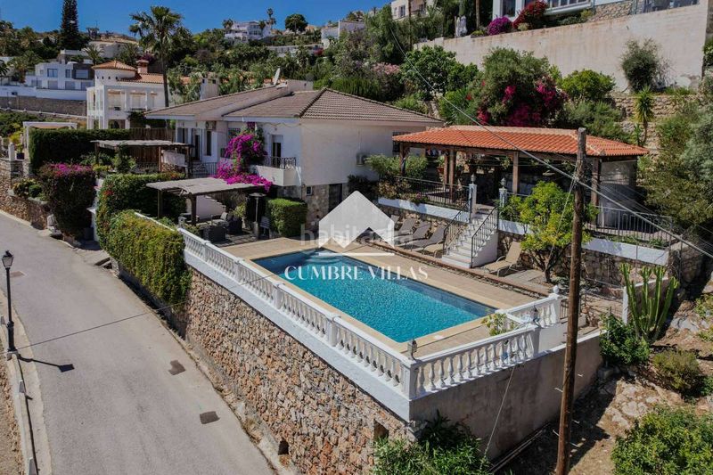 Foto 7718aef1-2a31-4252-8d6f-d8334f4e8ea6. Casa amb aparcament piscina a Monte los Almendros - El Pargo - Costa Aguilera Salobreña