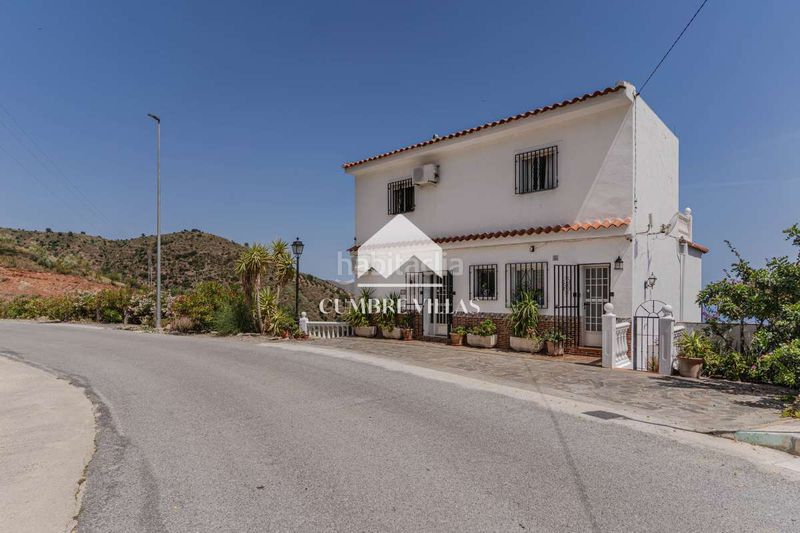 Foto 0b030a9e-a4be-486d-839c-f9dba98bc82f. Maison avec parking dans Lújar