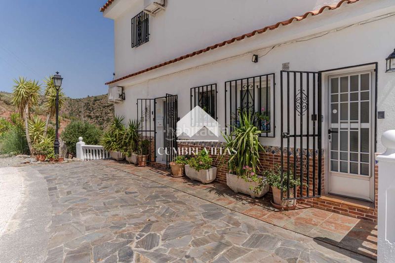 Foto 28237093-c8ae-4099-81aa-3d58b62ff35f. Maison avec parking dans Lújar