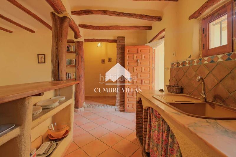 Foto 1967b716-4f1c-4cfd-aa29-69bf58357222. Masia a Órgiva