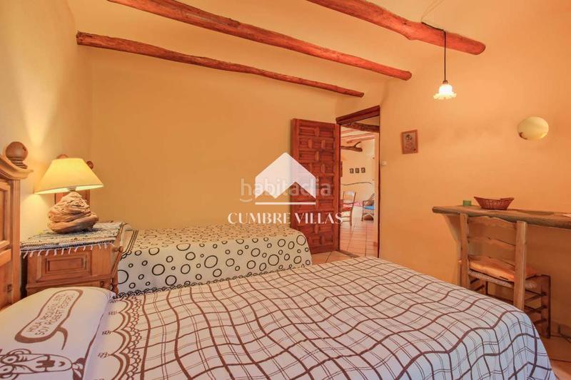 Foto 45f588d6-aec2-4e68-883e-3291a2cf48b9. Masia a Órgiva