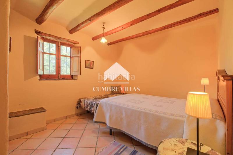 Foto 863839e1-3de3-4208-9c49-ac86696fce91. Masia a Órgiva