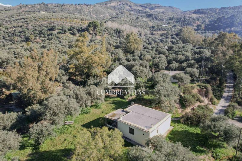 Foto b215809f-8f83-4f32-88a5-a8c23e93df9d. Masía en Órgiva