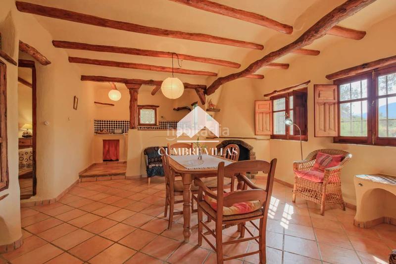 Foto baa37076-9f83-453e-b489-eacd43d17bf4. Masia a Órgiva